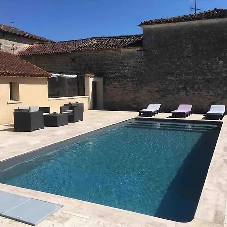 Maison Charentaise Confort 20 Couchages *